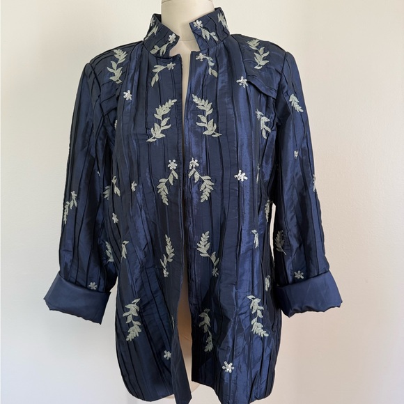 Victor Costa Jackets & Blazers - Victor Costa Midnight Blue Embroidered Jacket ladies XL NWT